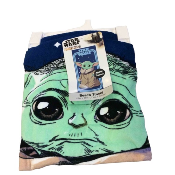 STAR Wars Mandalorian The Child Baby yoda beach towel NWT - Picture 2 of 2